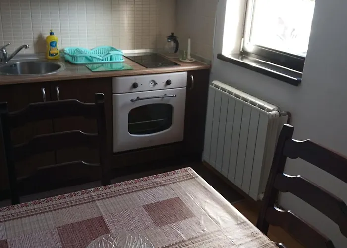 Pahuljica 别墅 亚霍里纳